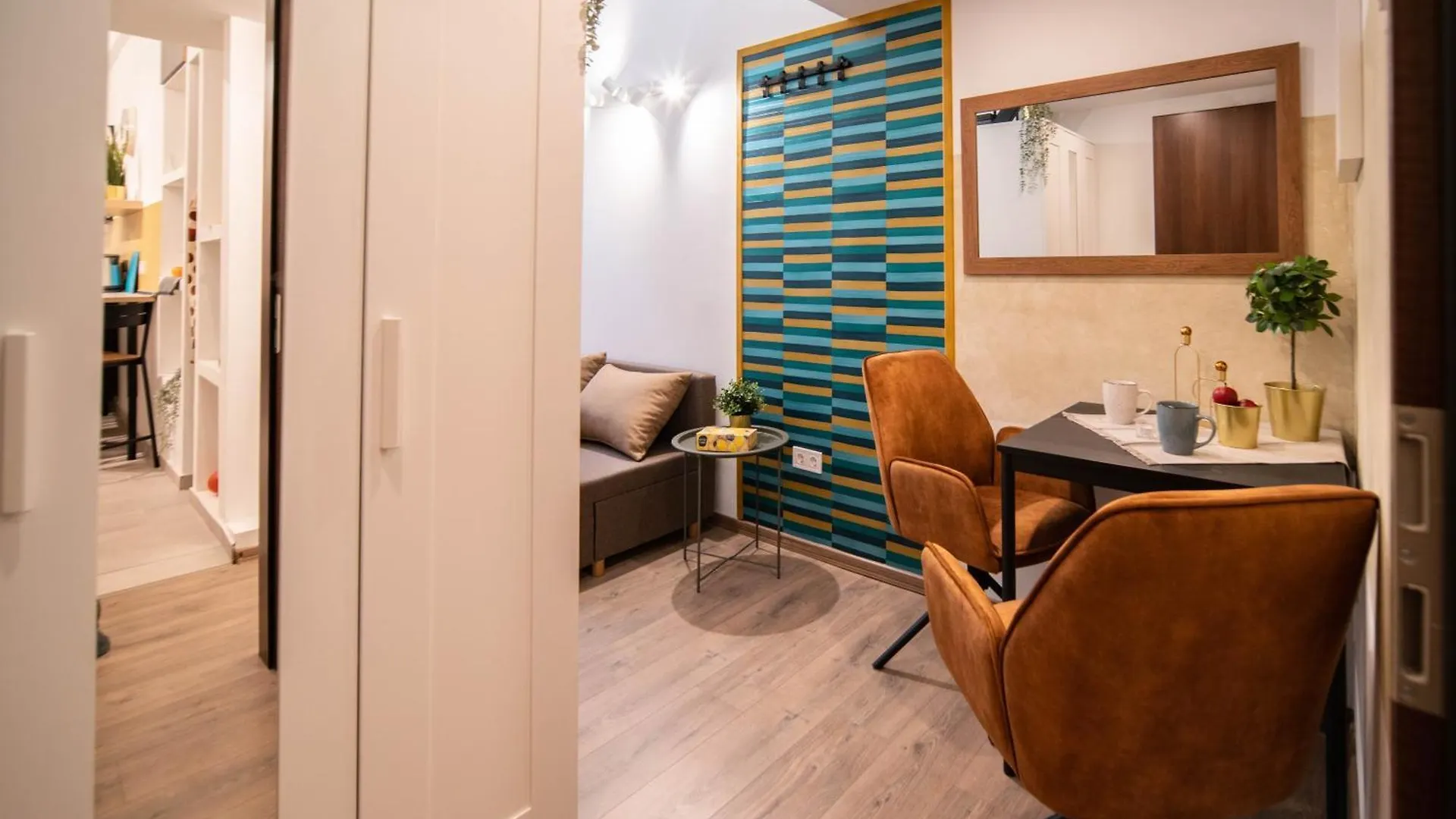 Free Parking -Corvin Palace Residence-3Bdrm,6Ppl,Wifi,Ac ブダペスト