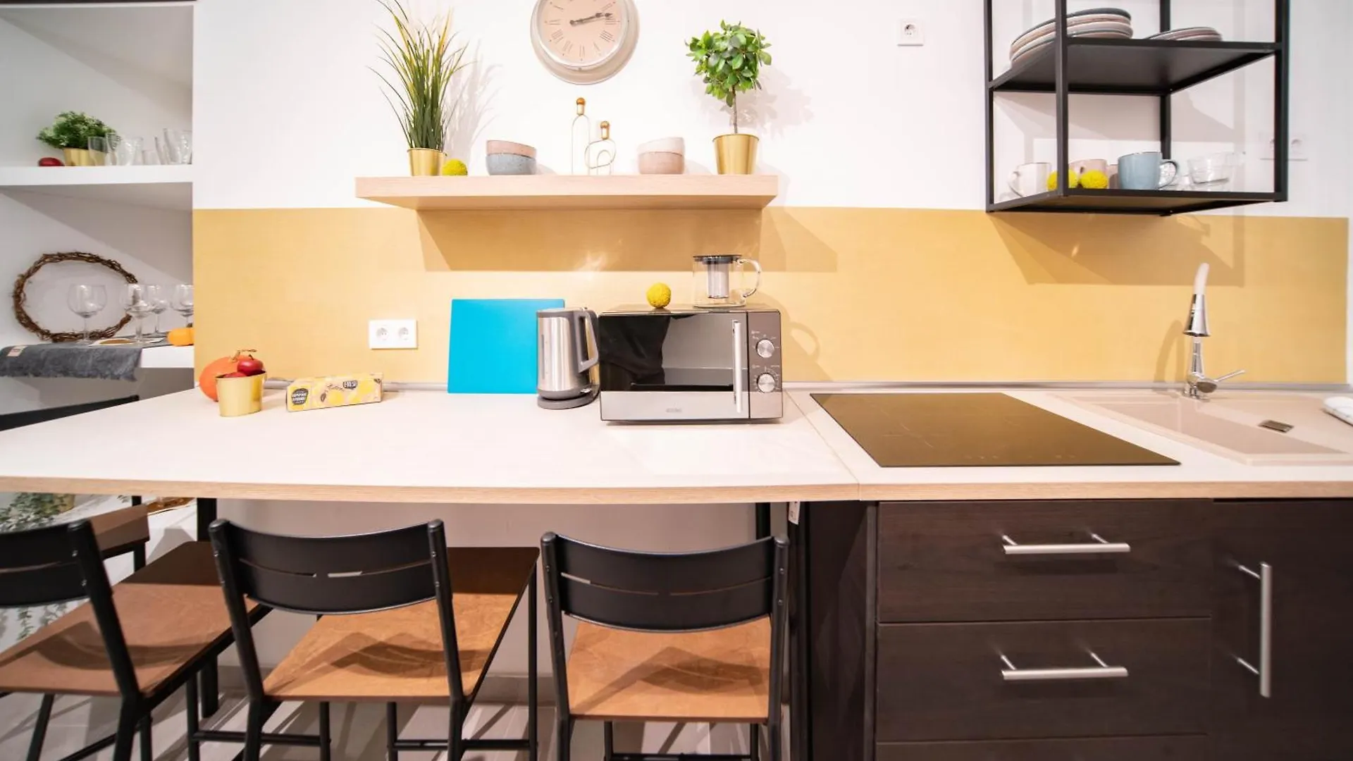 Free Parking -Corvin Palace Residence-3Bdrm,6Ppl,Wifi,Ac ブダペスト